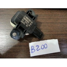 Sensor Mercedes B200    A1668210351