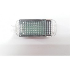 Luz Cortesia Porta Audi Q3 2.0 2014 8j0947409