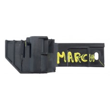 Suporte Condensador Ar Nissan March M002