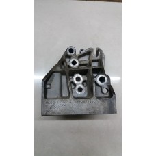 Suporte Motor Freelander 2       6g90-6030-ca